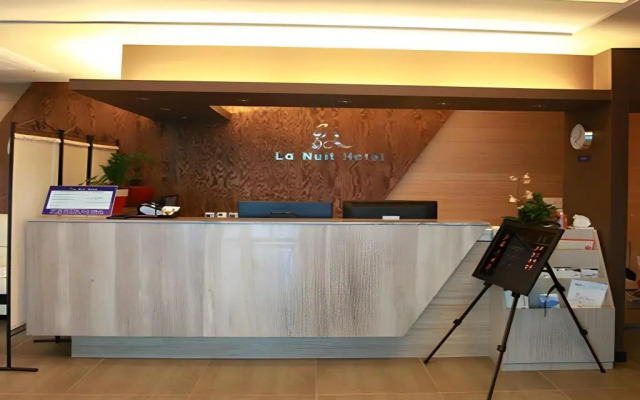 Goodstay Lanuit Hotel