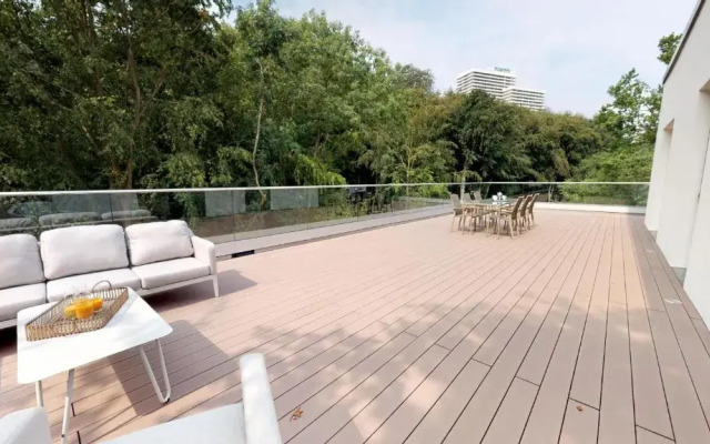 White Pearl Apartment 4.10