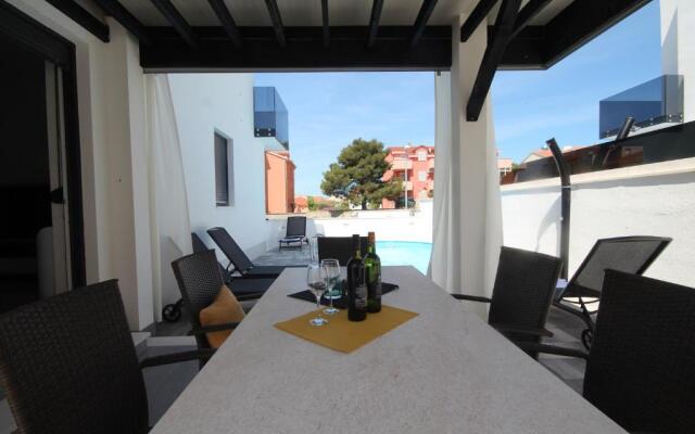 Villa Essenza Vita 650 meters from the beach