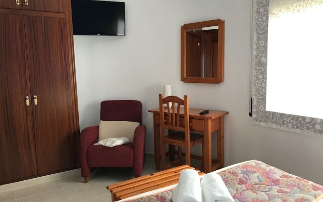 La Nova Tenalla - Adults Only