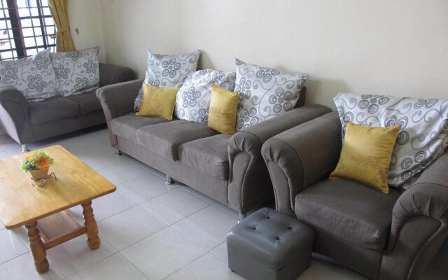 Woolley Ipoh Garden Homestay