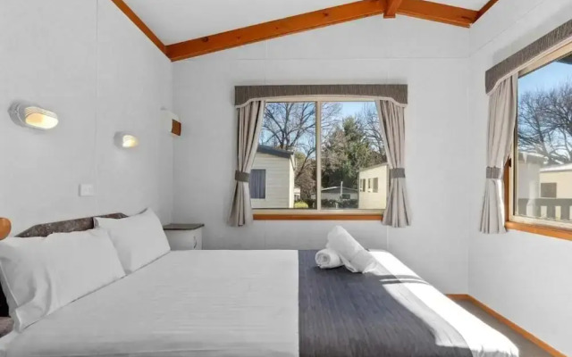 Canberra Holiday Village