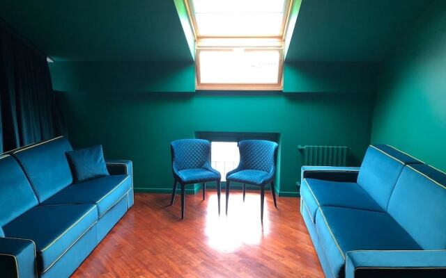 Garibaldi Suites