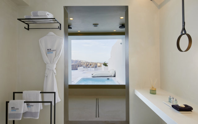 Alti Santorini Suites