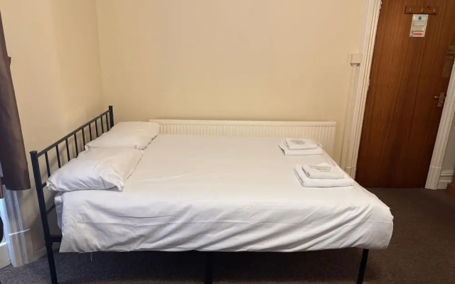 Woodfield Lodge Apartments