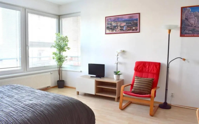 Modern apartments - Airport 8mins