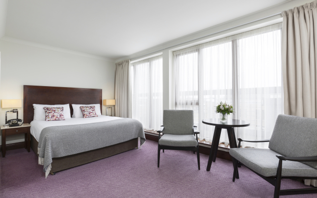 Отель The Green