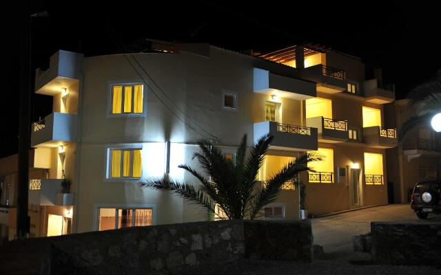 Castello Apartments-Crete Residences