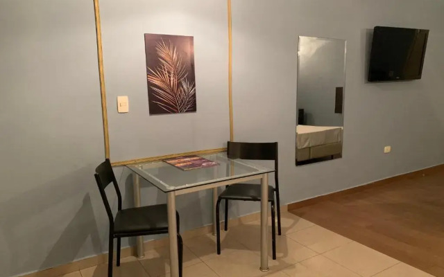 Motel Vivre (Adult Only)