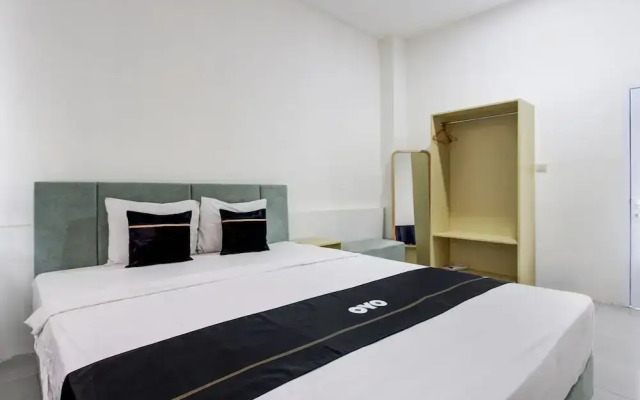 Collection O 94740 Sudirto Villa Dan