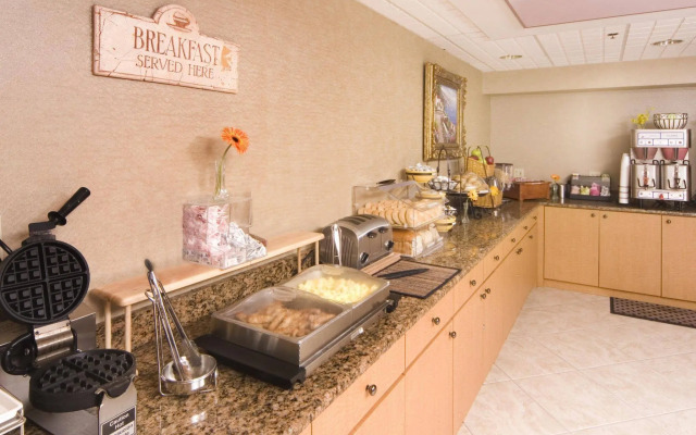 Quality Inn University