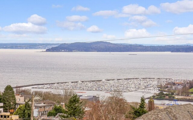 Corner Unit with Panoramic Views