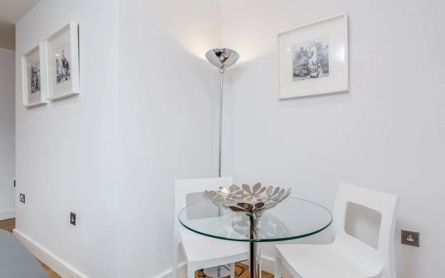 Roomspace Apartments -Abbot's Yard