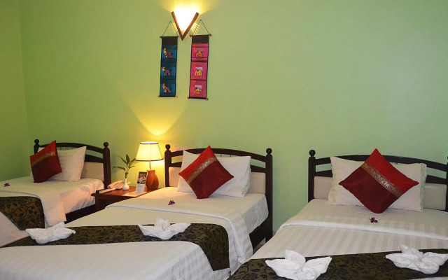 Parklane Hotel