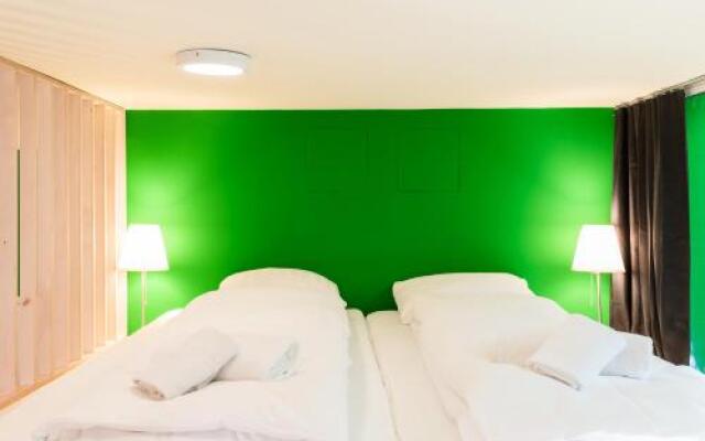 Capsule Hotel by Hyve Basel City