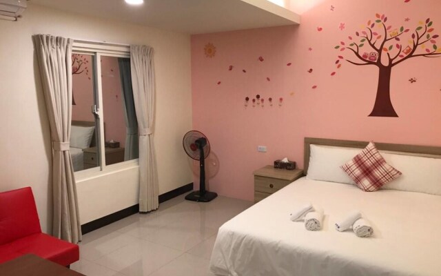 Han Yay Bay Hotel