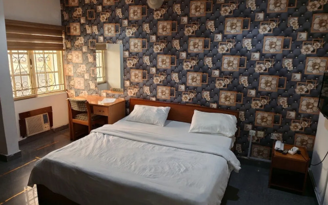 Calawazobia hotel
