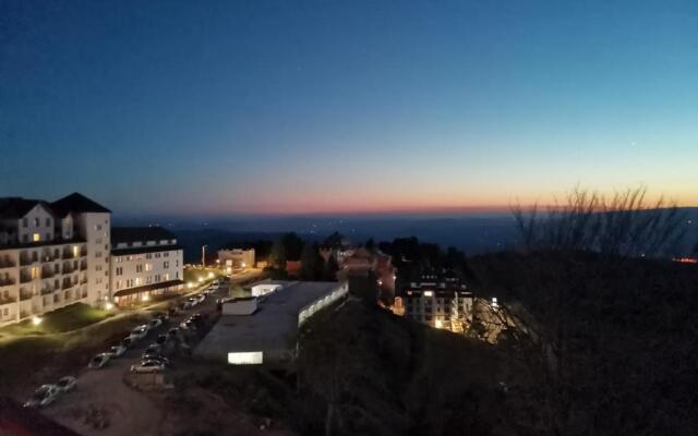 LUX Milmari N83 Apartment Kopaonik