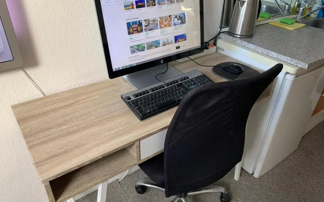 Central & Cosy Studio + Free Bikes & Netflix