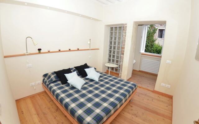 Charming Mansion in Lucca