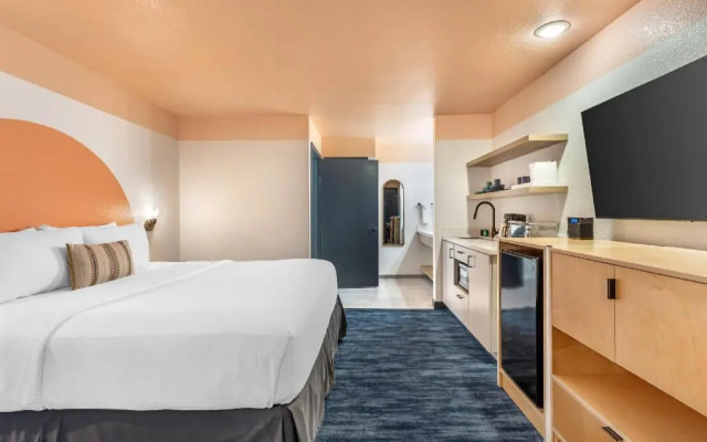 The Sandman Santa Rosa Sonoma, an Ascend Collection Hotel