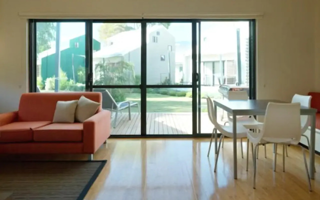 Footprints Preston Beach