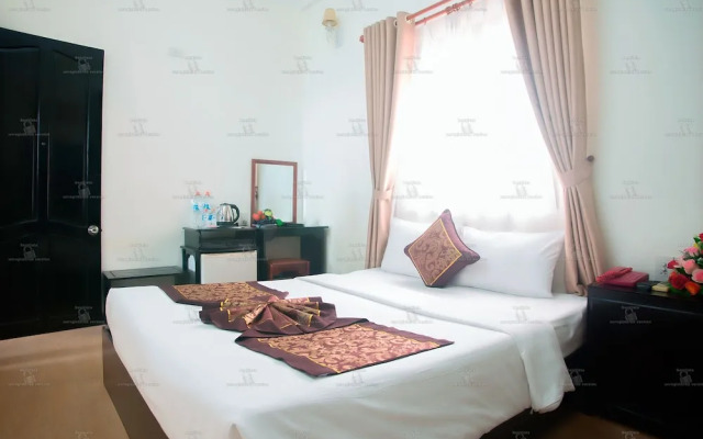 Golden Tulip Hotel