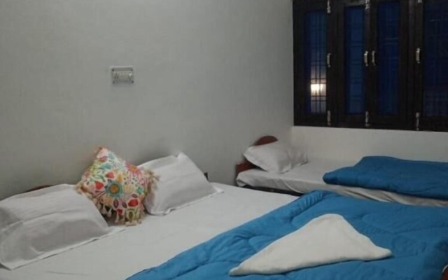Hotel shivdev