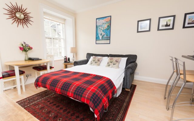 Luxury New Town 1 Bed Apartment