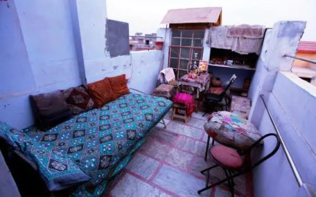 Shanti House