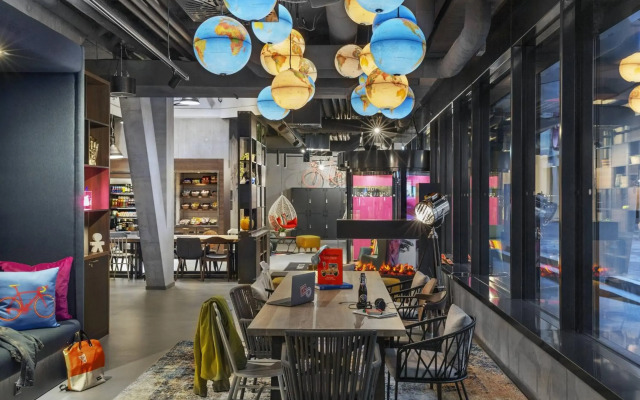 Moxy Lausanne City