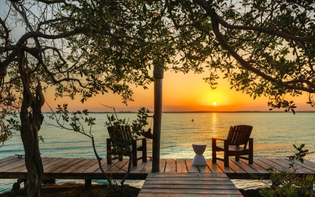 Azulea Bacalar Hotel & Spa - Lagoon Front