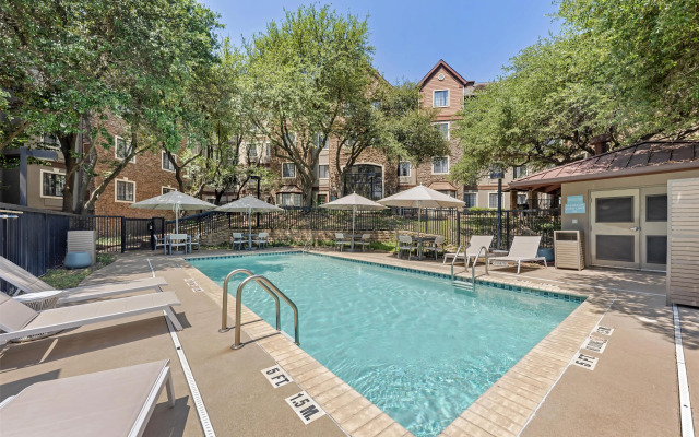 Sonesta ES Suites Austin The Domain Area