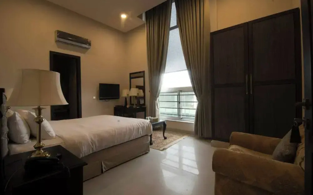 Room-cozy Guest Room F-7 Markaz Islamaba