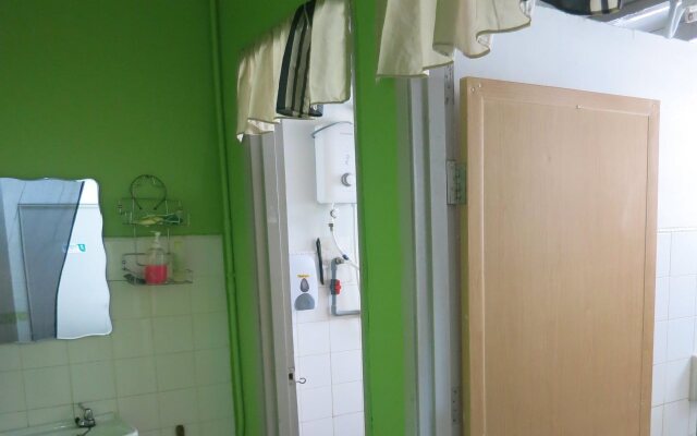 SPOT ON 89952 Sayang Selalu Guest House