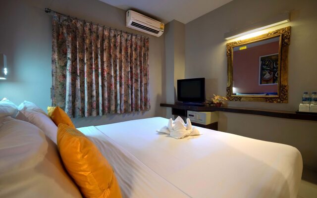 Khaosan Holiday Guesthouse