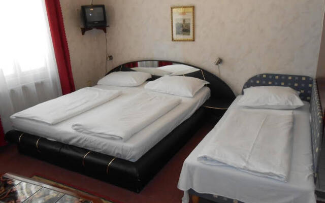 Hotel Pension Adria