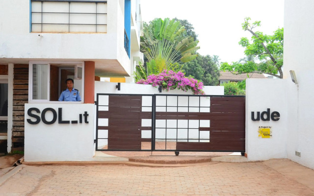 Villa Samaara1 on Candolim Main Road pool facing