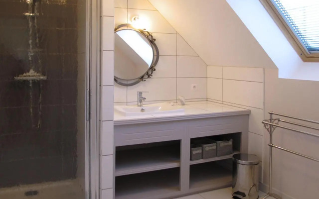 Holiday Home La Lucerie - BAY402