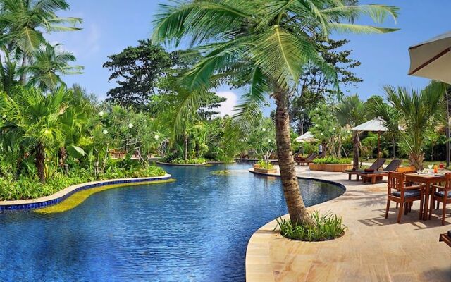 Mali Resort Sunrise Beach