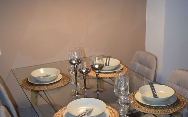 La Perla Apartments
