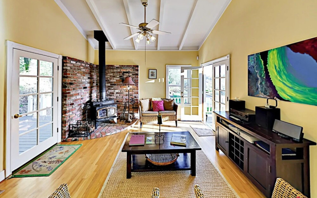 Quiet Wine Country Home Home