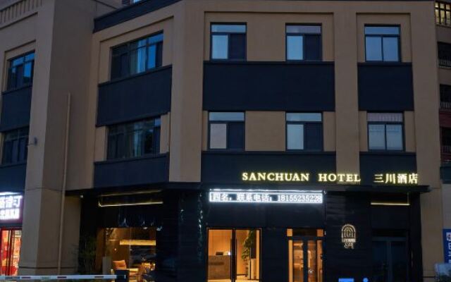 Sanchuan Hotel
