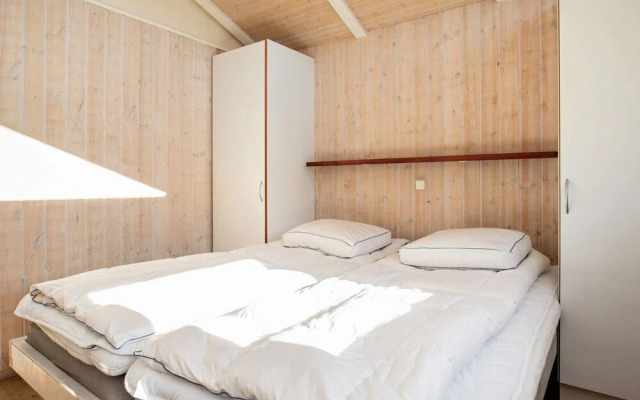 6 Person Holiday Home in Albaek