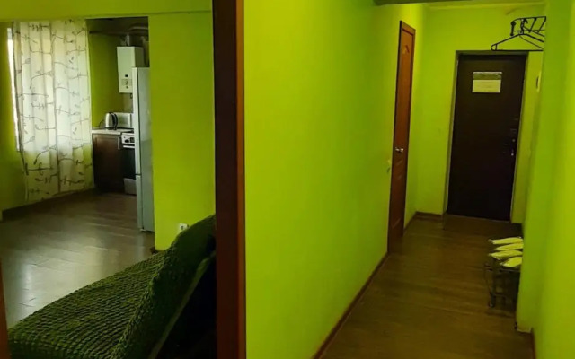 Apartments on Bolotnikova street 4