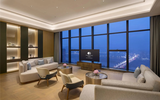 DoubleTree by Hilton Ya'An