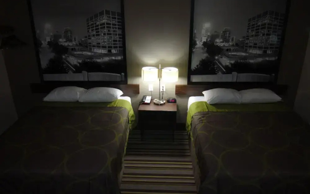 Super 8 Ardmore