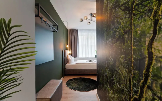JUNGLE No5 Boutique Hotel - Stuttgart City-Center