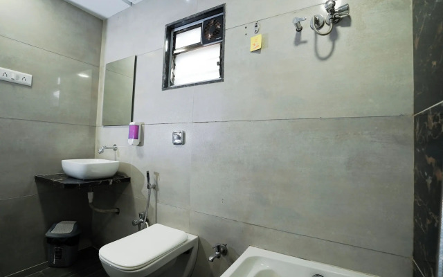 Hotel Kumar Plaza