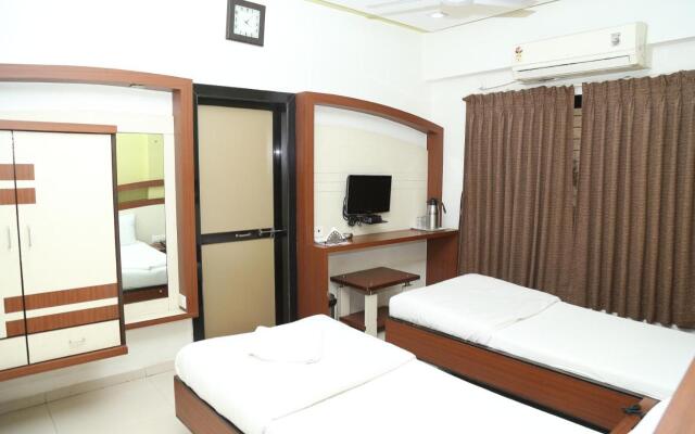 Hotel Merit